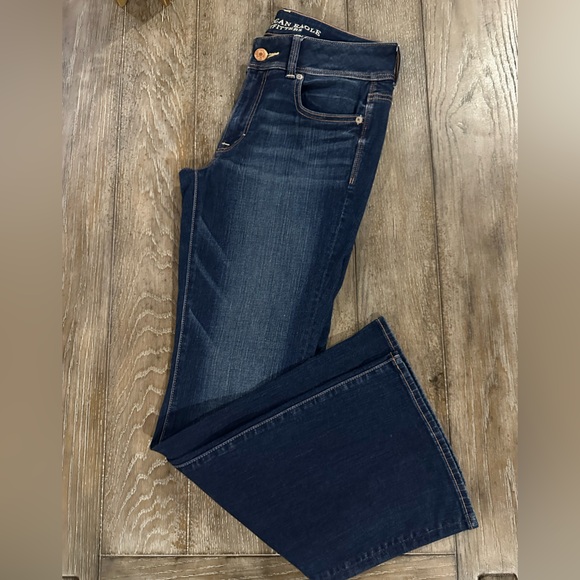 American Eagle Outfitters Denim - American Eagle Outfitters Women's Deep Indigo Boot Cut Jeans